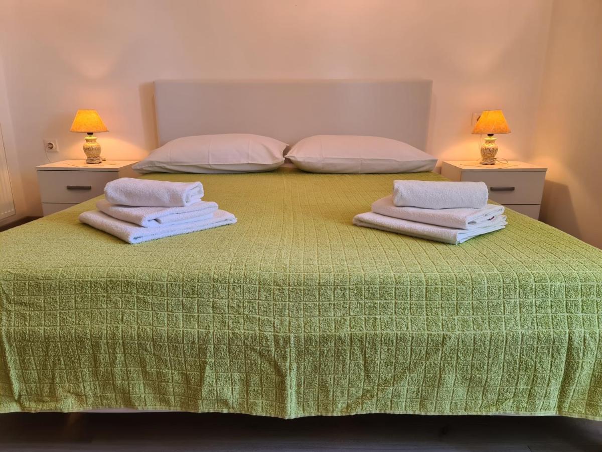 Apartment Cutul Salatic Екстер'єр фото