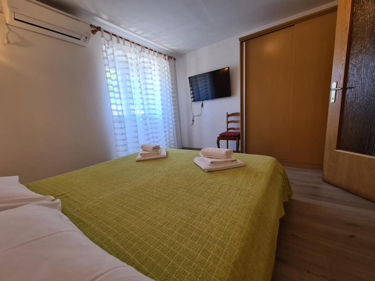 Apartment Cutul Salatic Екстер'єр фото